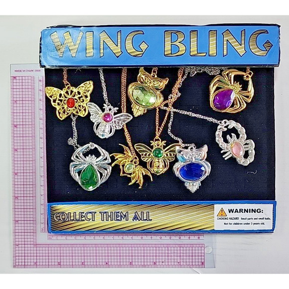 Vintage Vending Display Board Wing Bling 0471 - Picture 1 of 2